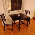 Sentrumsnaer Toppleilighet Pa 70m3 Med 22m3 Balkong *