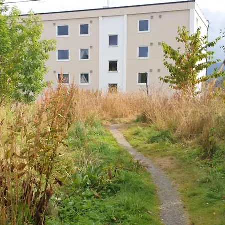 Sentrumsnaer Toppleilighet Pa 70m3 Med 22m3 Balkong Lejlighed Ålesund