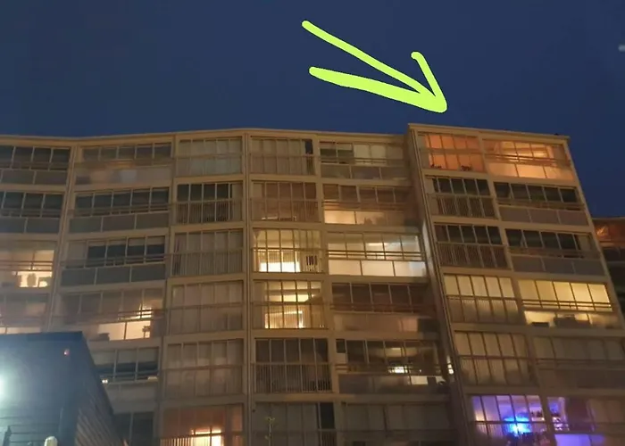 Sentrumsnaer Toppleilighet Pa 70m3 Med 22m3 Balkong Lejlighed