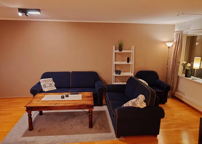 Sentrumsnaer Toppleilighet Pa 70m3 Med 22m3 Balkong * Ålesund