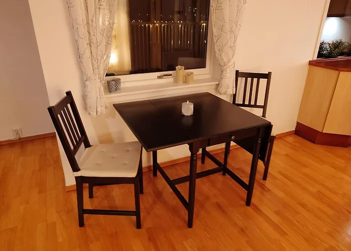 Sentrumsnaer Toppleilighet Pa 70m3 Med 22m3 Balkong *